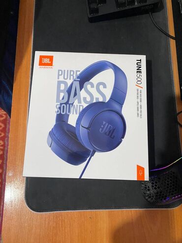 купить переходник для наушников: Продаю наушники JBL 500 tune pure bass sound blue, в идеальном