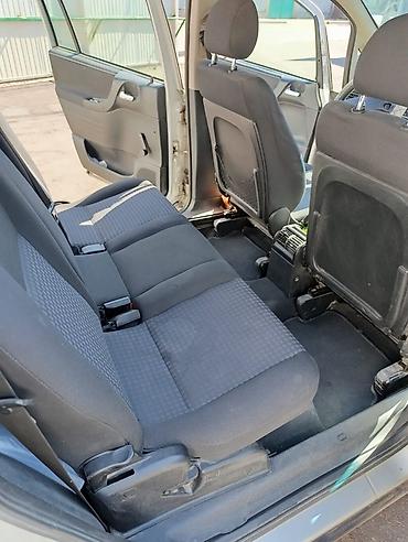 семиместная машина: Opel Zafira: 2003 г., Механика, Минивэн — 6