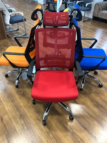Ofis və oyun kresloları: Yeni, Təkərli, Qolları tənzimlənmir, Parça — 4