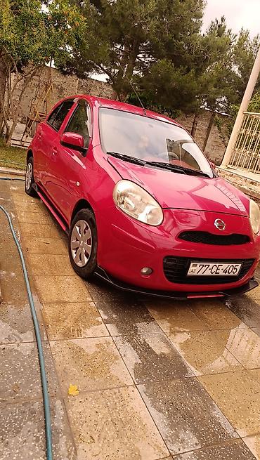 nissan note mini: Nissan March (Micra) – qırmızı rəng, 5 qapılı hetçbek. Əsas — 2