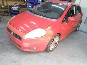 Car Body Parts: Fiat Grande Punto levo krilo kod boje 176/A. Fiat Grande Punto levo — 2