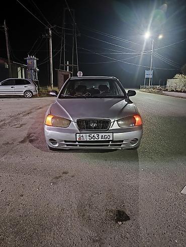 Продажа авто: Hyundai Elantra: 2002 г., Автомат, Седан — 3