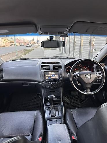 продаю акорд: Honda Accord: 2004 г., 2.4 л, Автомат, Бензин, Седан — 4