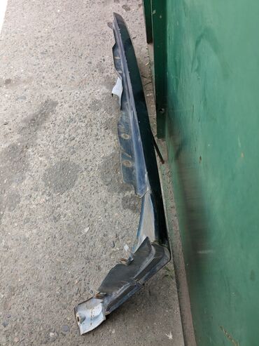 Крылья и комплектующие: Переднее правое Renault, 1990 г., Б/у, Оригинал — 8