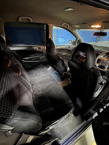 Honda: Honda Stream: 2001 г., 1.7 л, Автомат, Бензин, Универсал — 14