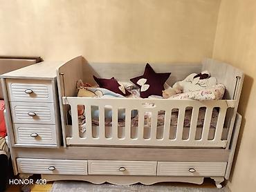 qazax mebel: Uşaq çarpayısı – transformasiya olunan model - Material: laminat/MDF — 2