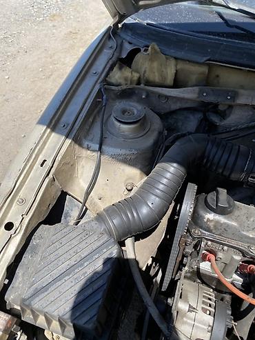 rota grid: Volkswagen Passat: 1990 г., 1.8 л, Механика, Бензин, Седан — 7