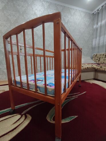детские кроватки из натурального дерева: Манеж, Для девочки, Для мальчика, Б/у