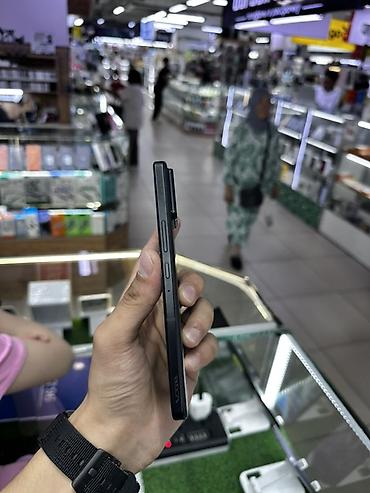 емкость dvd: Asus ROG Phone, Б/у, 512 ГБ, цвет - Черный, В рассрочку, 2 SIM — 2