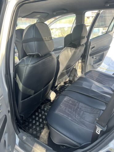 Mazda: Mazda 2: 2004 г., 1.3 л, Механика, Бензин, Хэтчбэк — 8