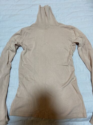 свитер военный: Размер S,М, классная водолазка, от Беришки