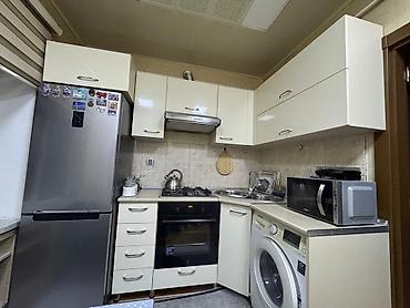 Mənzillərin satışı: Bakı, Bakıxanov qəs., 4 otaqlı, Köhnə tikili, 90 kv. m — 8
