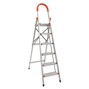 Nərdivanlar: Alüminium qatlanan nərdivan - Material: yüngül və möhkəm alüminium — 1