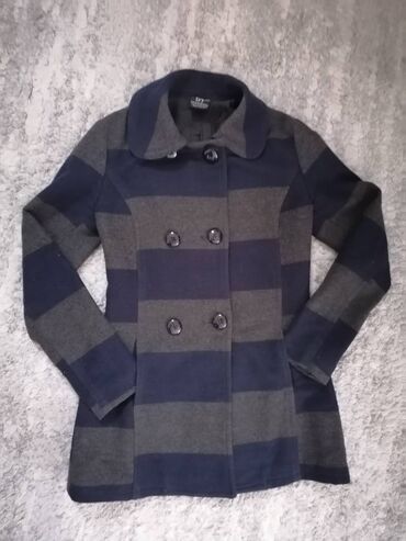 Kaputi: ZARA kaput - S velicina, SNIZENO ZARA kaput sa dvoredim kopcanjem u — 3