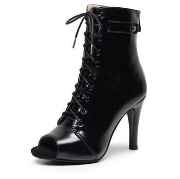 Женская обувь: Туфли 39.5, цвет - Черный