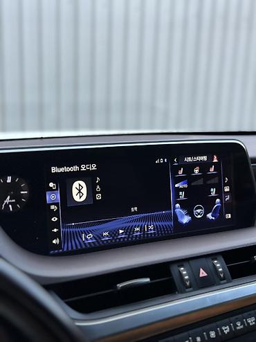 Lexus: Lexus ES: 2019 г., 2.5 л, Вариатор, Гибрид, Седан — 11