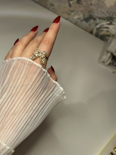 Bijuteriya dəstləri: Her biri endirimde — 12