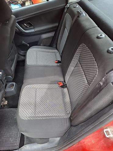 piter auto plac borca: Škoda Fabia – Ambiente 1.4 benzin/plin,crvena, hečbek, 5 vrata - — 9
