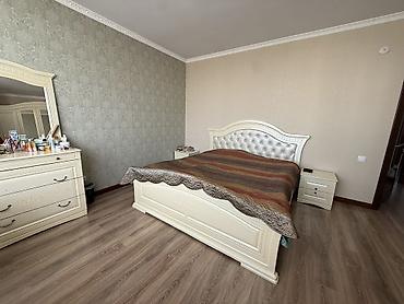 двор: 300 м², 5 комнат, Орто-Сай с., Без подселения — 5