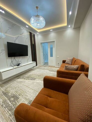продаю связи с переездом: 2 комнаты, 70 м², 4 этаж