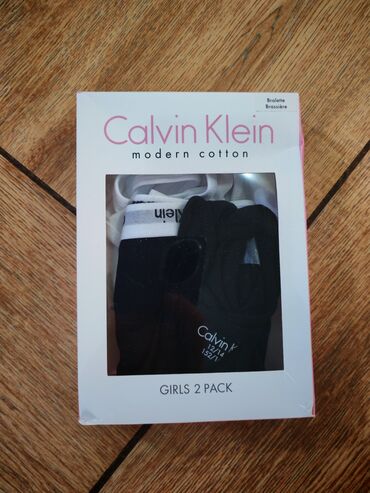 metro obuca za decu patofne: Calvin Klein, 152-158