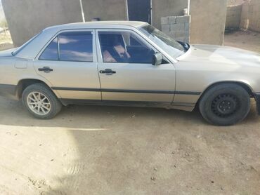 грузовое авто купить: Mercedes-Benz 220: 1989 г., 3 л, Автомат, Бензин, Седан