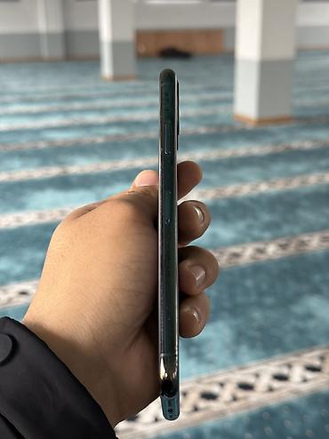 Apple iPhone: IPhone 11 Pro Max, Б/у, 64 ГБ, Matte Midnight Green, Чехол, 80 % — 3