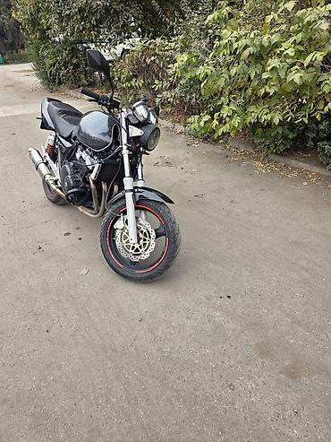 honda cb400: Мотоцикл «нейкед» класс: компактный городской байк с рядным — 5