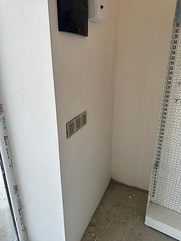 İcarəyə mağazalar: 🏢 200 kvm, yeni tikili mağaza 📍 Prospektdə 50 m məsafə, əsas yol — 11