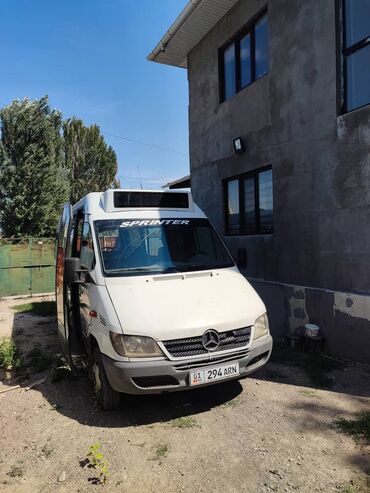 спринтер цельнометалический: Mercedes-Benz Sprinter: 2003 г., 2.2 л, Механика, Дизель, Бус