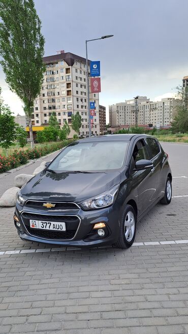 Chevrolet: Chevrolet Spark: 2018 г., 1 л, Вариатор, Бензин, Седан