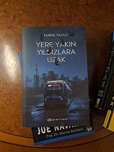 kitab alan: Qaraqan Mələk : 3₼ bəzi çizili yerlər var heçbir yeri zərər görməyib — 3
