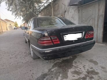 Mercedes-Benz: Mercedes-Benz E-Class: 2.2 l | 1996 il Sedan -da lalafo.az — 12 Mercedes-Benz: Mercedes-Benz E-Class: 2.2 l | 1996 il Sedan — 12