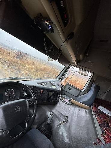 Тягачи: Тягач, Howo, 2012 г., Бортовой — 9