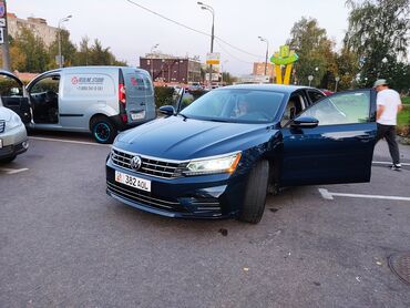 Volkswagen: Volkswagen Passat: 2018 г., 2 л, Автомат, Бензин, Седан