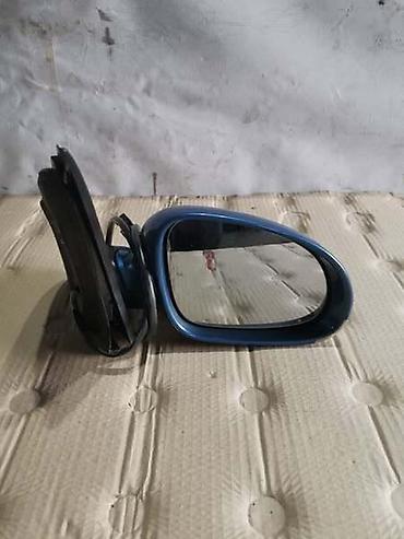 grejaci golf 4: RETROVIZOR DESNI (BOJA PLAVA) ZA VOLKSWAGEN GOLF 5 OD 2003. DO 2009 — 2