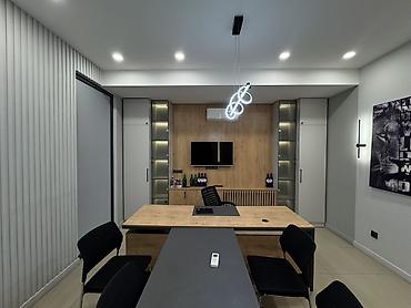 офис квартира: Сдаю Офис целиком: 100 м², В бизнес центре, С ремонтом, С высокими потолками — 7