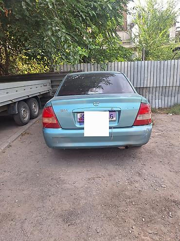 mazba 323: Mazda 323: 2001 г., 1.6 л, Механика, Бензин, Седан — 1