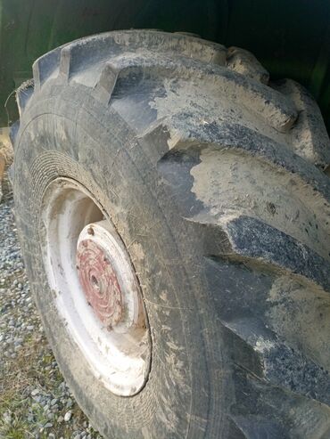 Traktorlar: QİYMƏT 5800 salam traktorun heç bir prablemi yoxdu sənətlər tam — 11