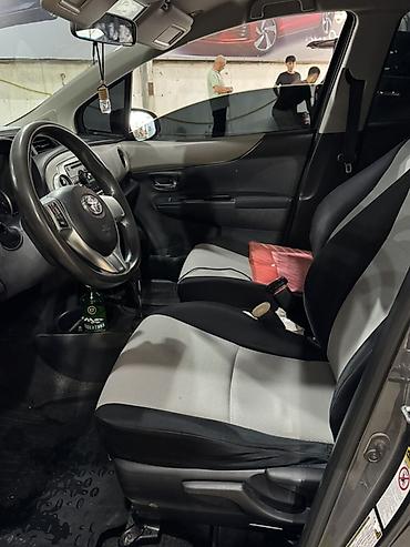 авто ярис: Toyota Yaris: 2012 г., 1.5 л, Автомат, Бензин, Хэтчбэк — 5