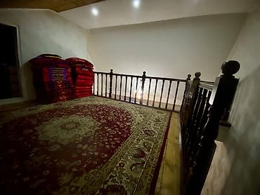 карл: 250 м², 6 комнат и более — 9