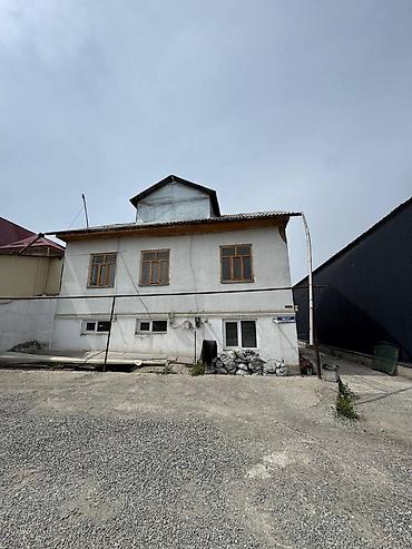 Долгосрочная аренда комнат: Сдается двухэтажный дом в районе АК тилек Ош на первом этаже 3 комнаты — 11