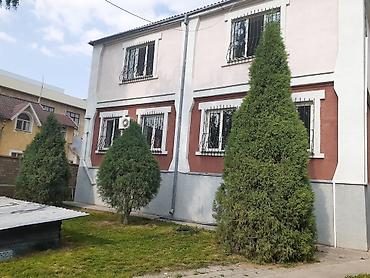 Продажа коттеджей и домов: Продается дом на первой линии по ул. Садырбаева /ул. Ахунбаева — 12