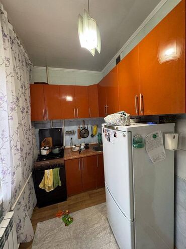 Продажа квартир: 1 комната, 37 м², 105 серия, 2 этаж, Евроремонт