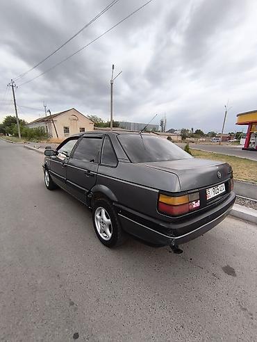 Volkswagen: Volkswagen Passat: 1989 г., Механика, Бензин, Седан — 5