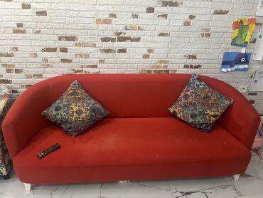 Divanlar: Divan, Açılmayan, Bazasız, Parça, Çatdırılma yoxdur