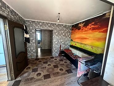 Продажа коттеджей и домов: 🏡 Продаётся уютный дом в Ак-Ордо! 📍 Пересечение ул. Лущихина и — 11