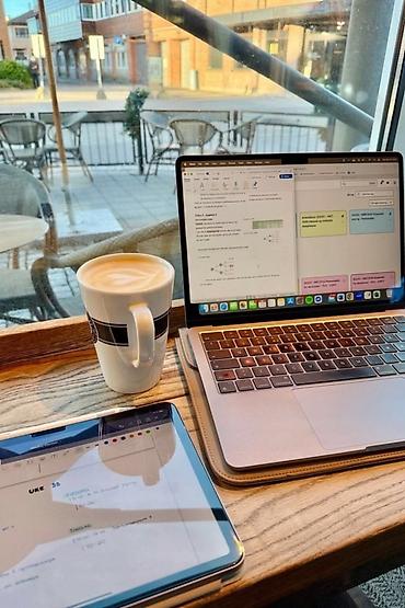 macbook бу: Для программирования, Б/у, Apple M1, ОЗУ, RAM: 8 ГБ — 1