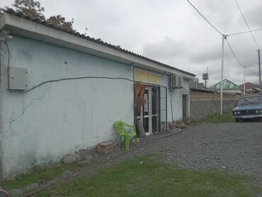 Həyət evləri və villaların satışı: Satılır: yaşayış evi və yanında fəaliyyət göstərən kiçik market binası — 4