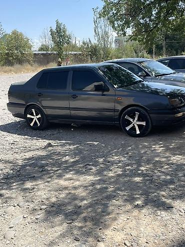 1 mz: Volkswagen Vento: 1993 г. — 5